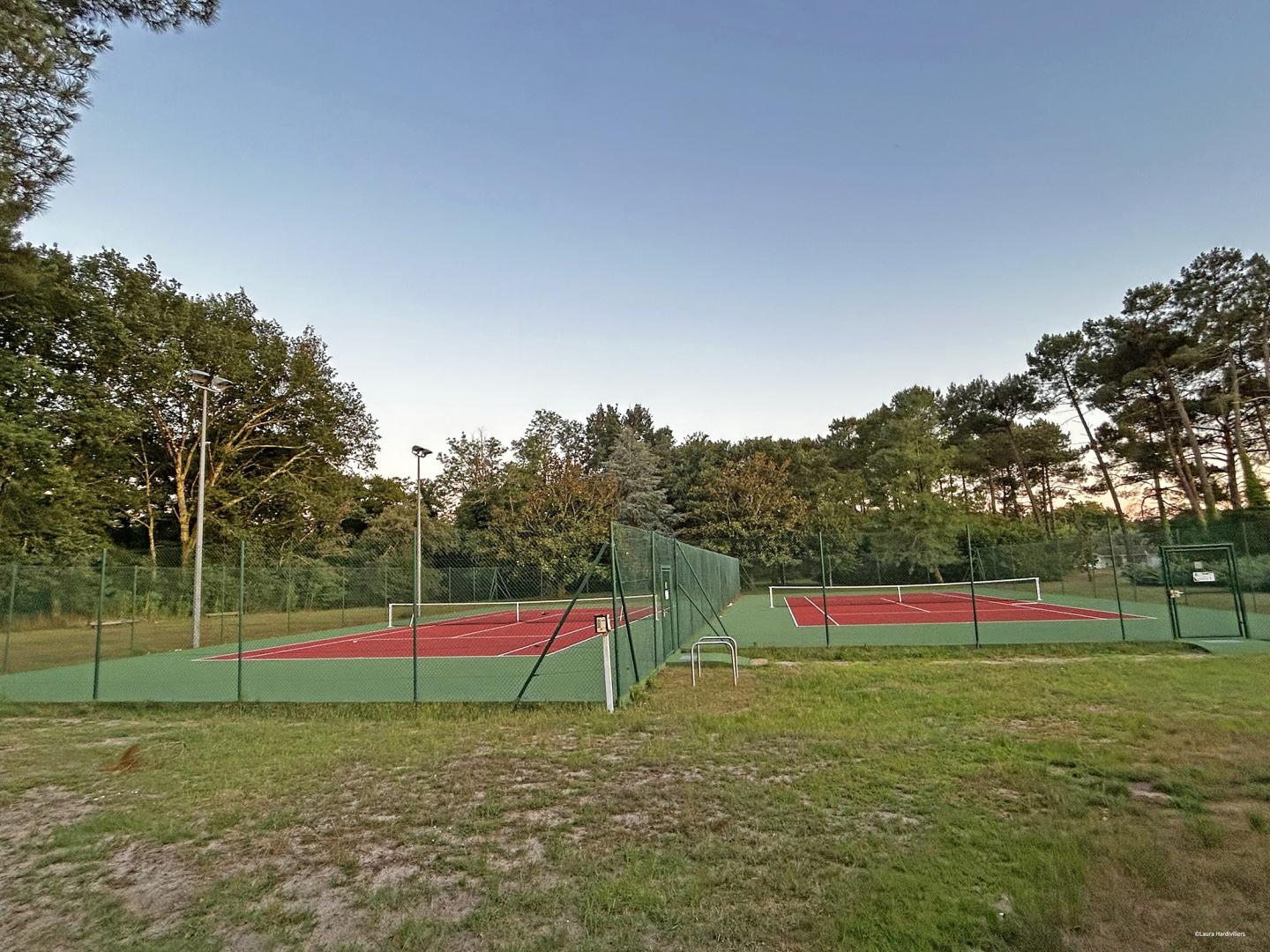 tennis cours.jpg